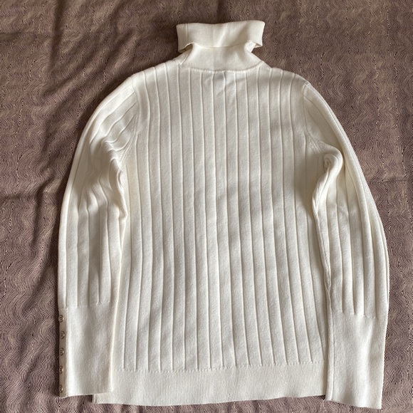 Cream turtleneck sweater. - Picture 4 of 4